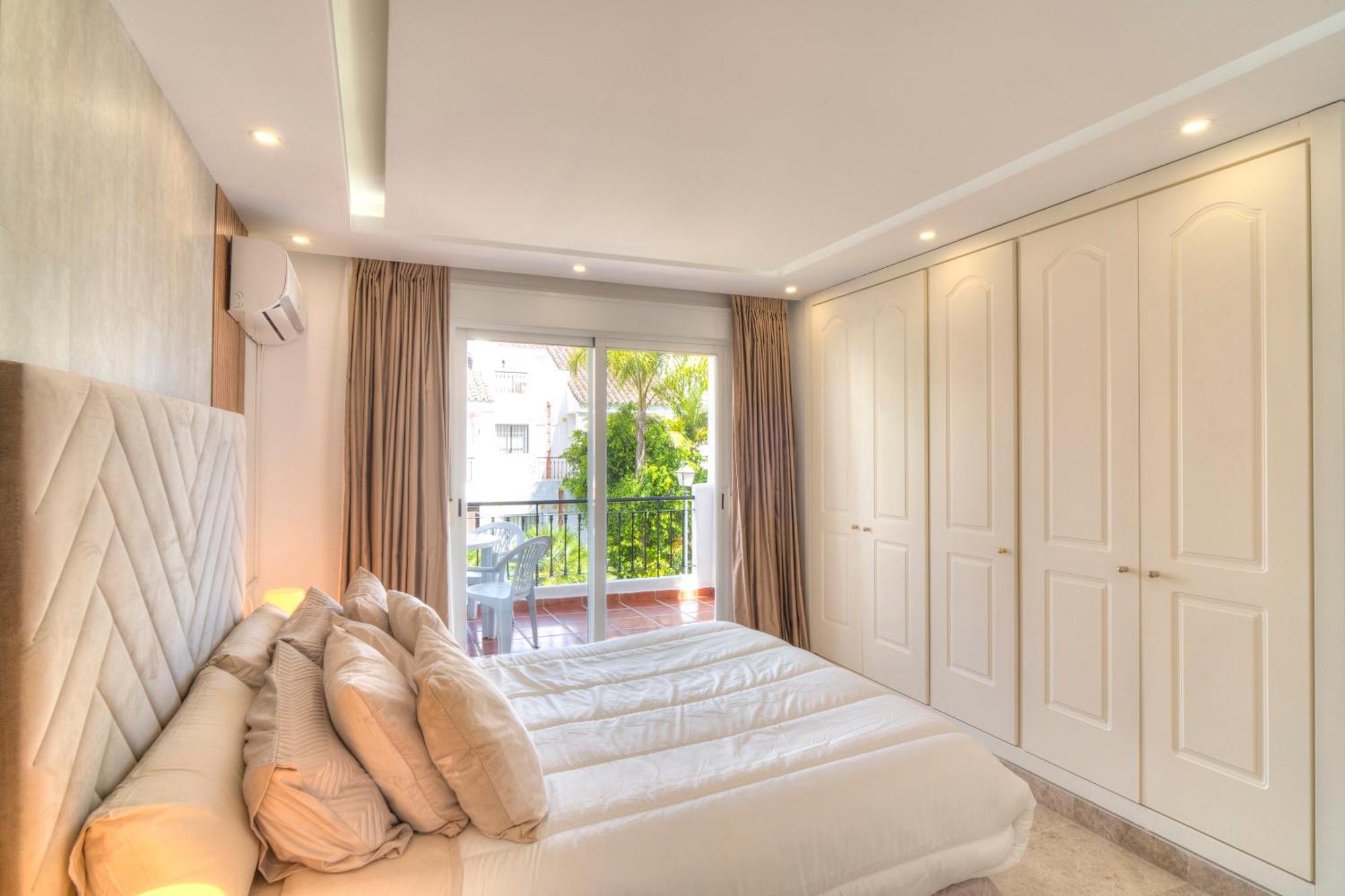 Serenity Luxury , Puerto Banus Marbella Exterior photo